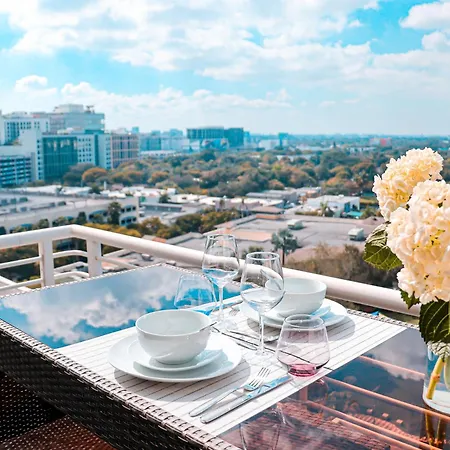 Luxury Midtown Miami Apartment